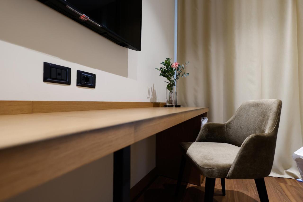 Valza Boutique Hotel Vlorë Екстериор снимка