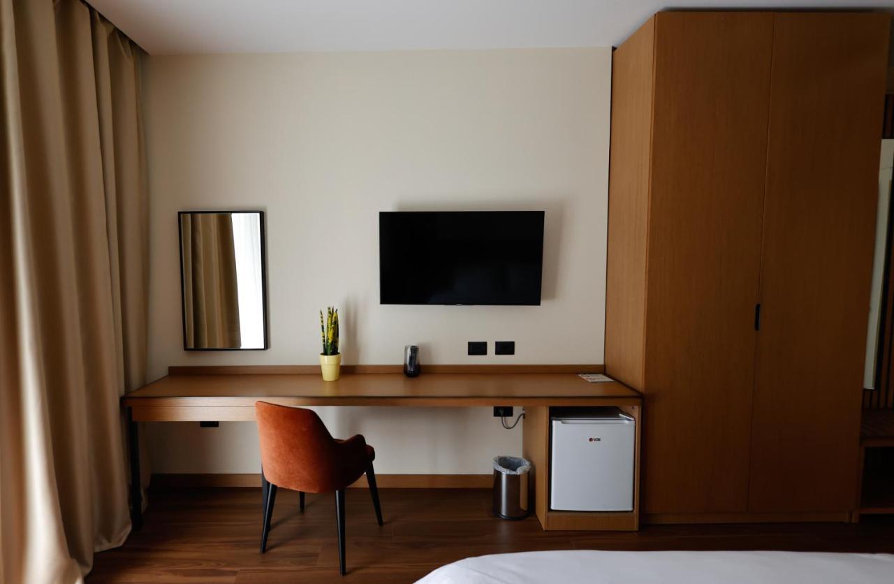 Valza Boutique Hotel Vlorë Екстериор снимка