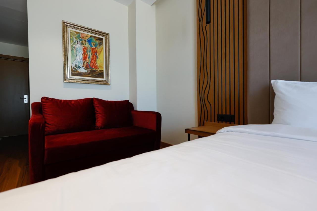 Valza Boutique Hotel Vlorë Екстериор снимка